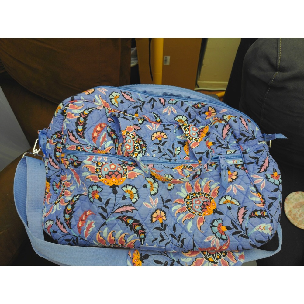 Vera Bradley Indio Floral Weekender Bag Womens Large Blue Multi  Quilted Travel
